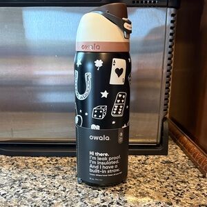 Owala ‘Good Luck’ Urban Outfitters Exclusive 32oz